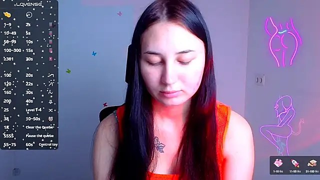 Snapshot of Jennifer_Blum chatting on October 6, 5:46 am Jennifer Blum online show from October 6, 5:46 am