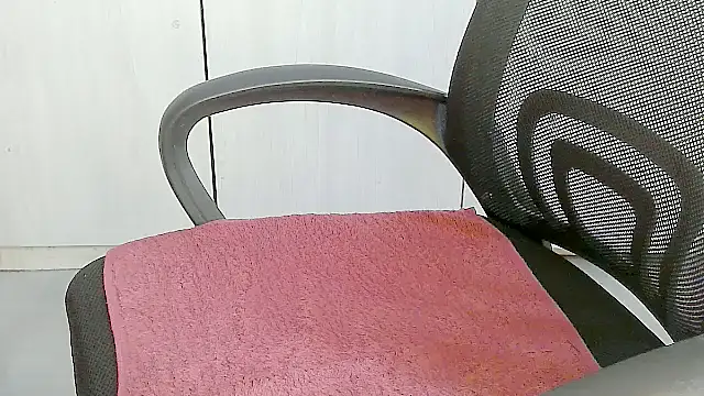 Destiny Desire online show from April 4, 5:45 pm