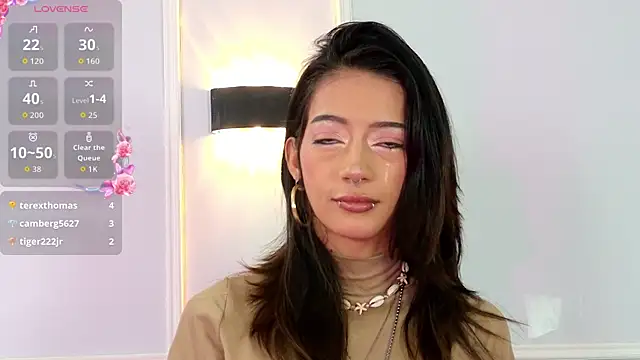 zorravioletta1 online show from April 18, 7:07 pm