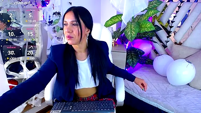 Camille jhonson online show from October 24, 10:44 am