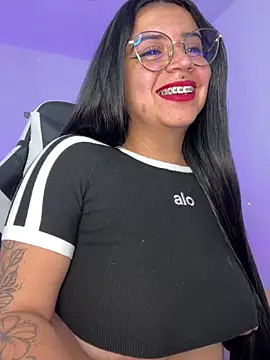 Devilsweet17 online show from February 3, 10:12 pm