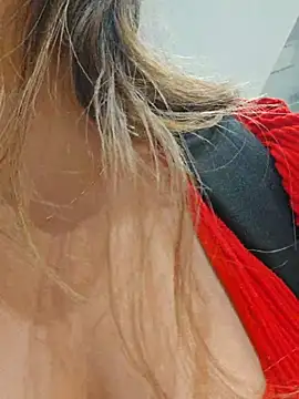 Karen San Miguel online show from December 19, 7:50 pm