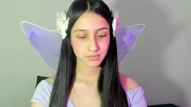 Snapshot of ericbana__ chatting on November 1, 2:59 am ericbana   online show from November 1, 2:59 am