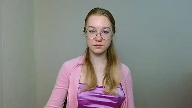 cindi hot online show from March 30, 10:15 am