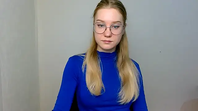 cindi hot online show from December 17, 11:36 am