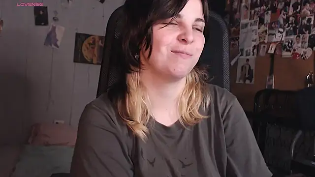 Saya sweet online show from June 26, 6:47 am