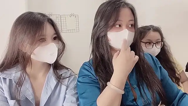 Bamboo Swetie online show from November 14, 3:23 pm