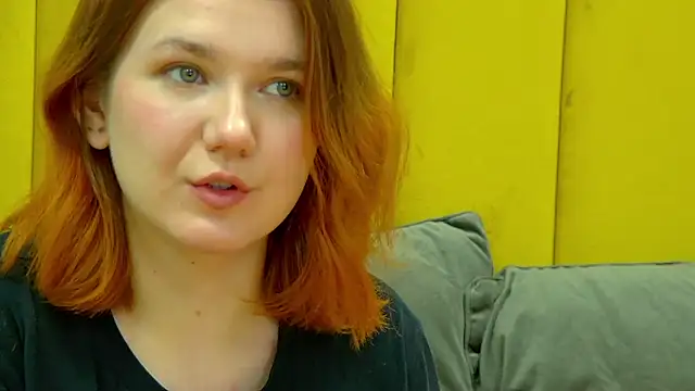 LessySmith online show from November 21, 3:58 pm