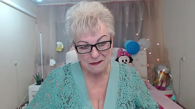 Snapshot of KayleSmoll chatting on September 25, 6:28 pm KayleSmoll online show from September 25, 6:28 pm