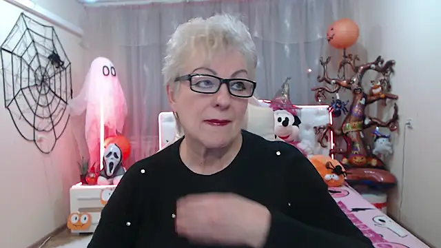 KayleSmoll online show from November 4, 7:41 pm