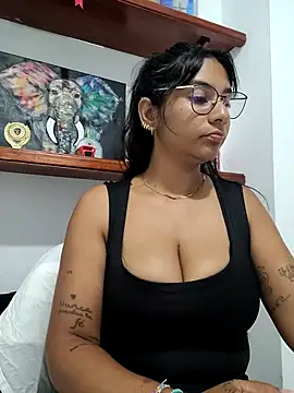 Sofythom1 online show from August 9, 3:56 am