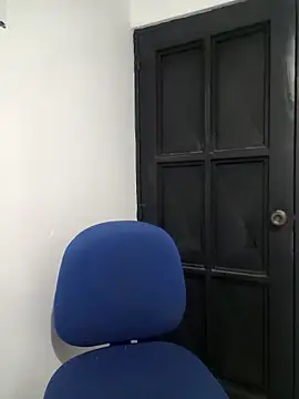 Sofythom1 online show from December 20, 4:38 am