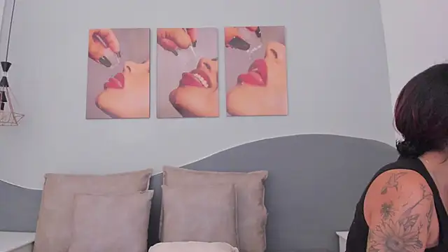 MarianaSanz online show from April 25, 1:52 pm