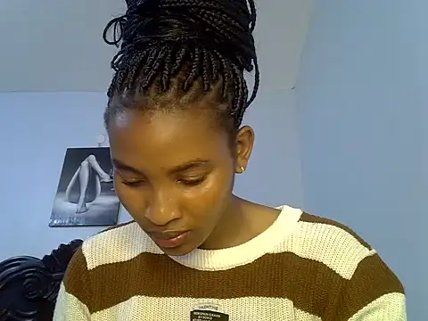 cute-alexis online show from April 16, 10:04 am