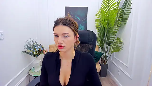 SelenaeMoore online show from September 11, 3:40 am