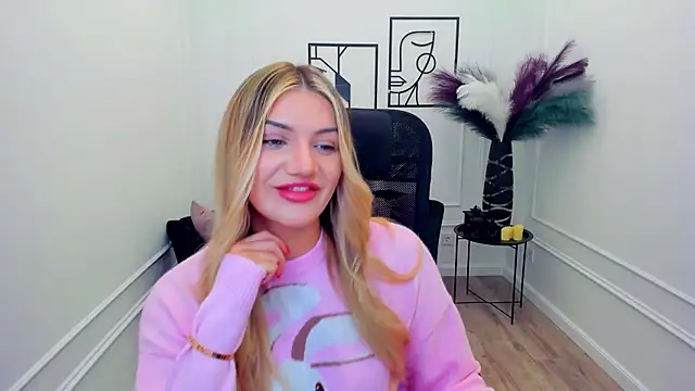 SelenaeMoore online show from November 29, 7:51 pm