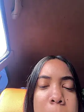 NAUGHTY LITTLE 18 online show from March 9, 10:02 pm