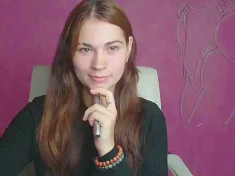 Loon Amore online show from September 19, 6:45 am