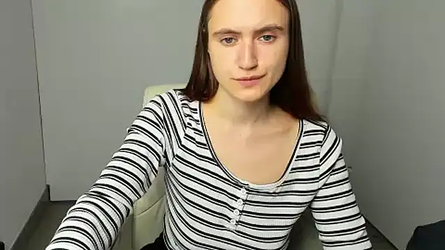 Gabriellagirl online show from November 19, 12:38 pm