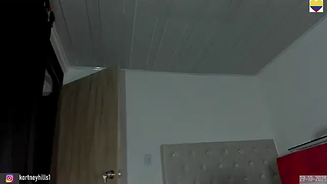 sexykortney online show from October 30, 4:04 am