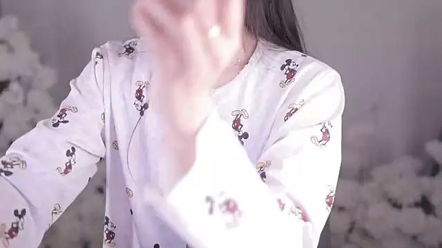 sinnn online show from April 18, 3:25 pm