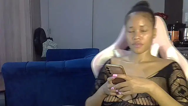 Sexylisa670 online show from February 19, 8:40 pm