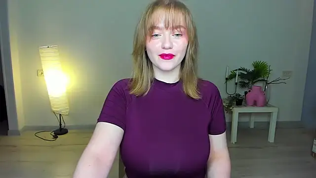 Snapshot of AidaPerry chatting on October 14, 3:47 pm AidaPerry online show from October 14, 3:47 pm