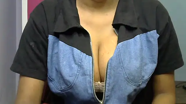 shrishtiGill online show from October 26, 8:43 am