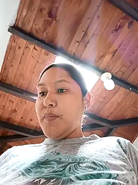 SamaraJay1 online show from April 15, 1:55 pm