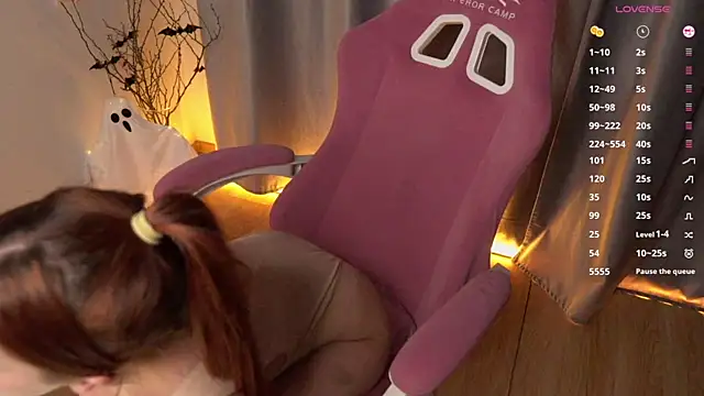 Eva Bailey  online show from October 17, 11:08 pm