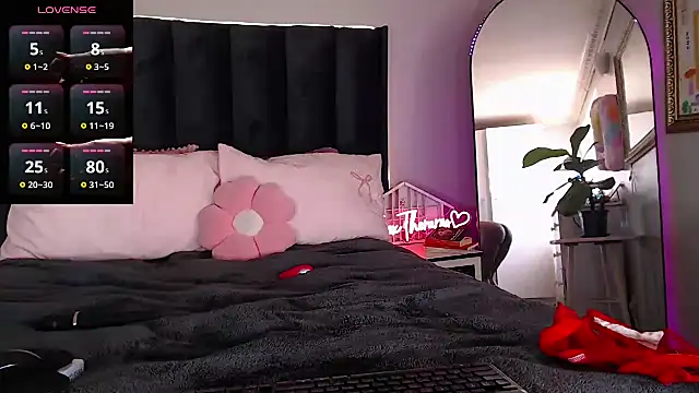 FRUITOFEDEN01 online show from March 21, 8:52 am