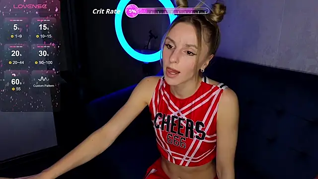Snapshot of Kate_Sex_House chatting on October 14, 10:40 am Kate Sex House online show from October 14, 10:40 am