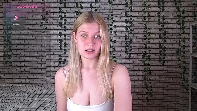 amiliduchess online show from September 30, 10:32 am