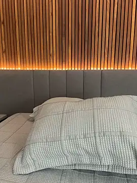 EmiilyAdams  online show from February 4, 1:08 am