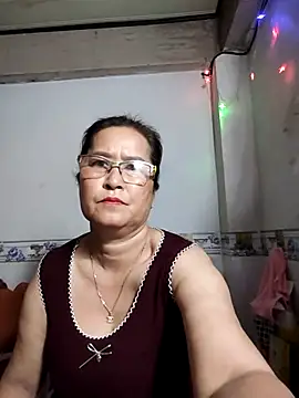 phnz online show from September 13, 8:39 pm