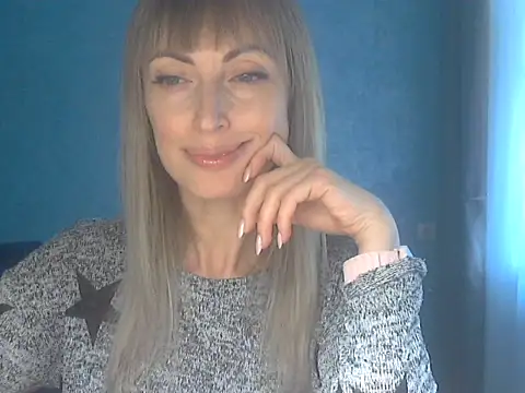 EffectMaya online show from April 22, 1:52 pm