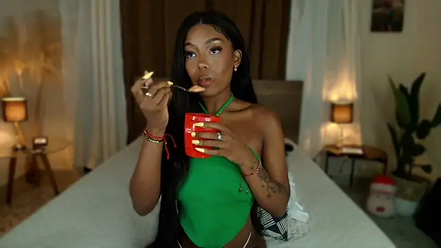 Isaa Coleman  online show from March 29, 11:15 pm