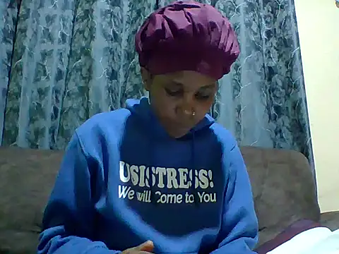 Snapshot of miss_lyne001 chatting on September 22, 6:12 am miss lyne001 online show from September 22, 6:12 am