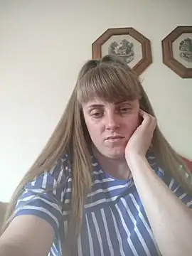 CoddessCrystal online show from June 6, 2:23 pm