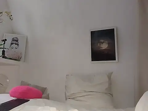 gymyagirlll online show from April 9, 1:08 am