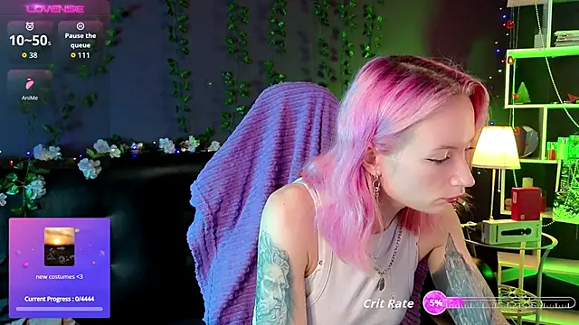  HelenCarter online show from September 13, 8:50 pm