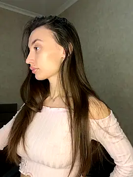 Polli Kiss online show from December 16, 4:24 pm