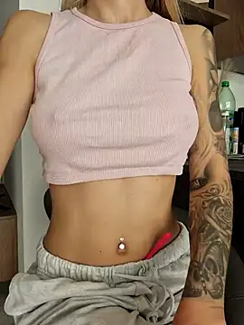 EileX official online show from March 7, 8:32 am