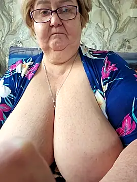 Awn290668 online show from November 14, 8:14 am