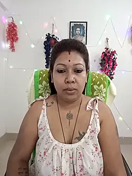 YOUR LOVELY-40 online show from December 21, 4:50 am