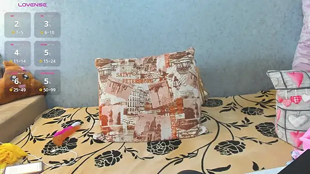 sweet assy online show from April 11, 7:25 am