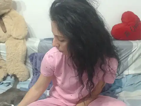 Emmatoo online show from April 16, 9:39 pm