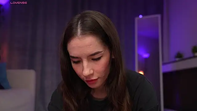 Amely Young online show from April 19, 1:27 am