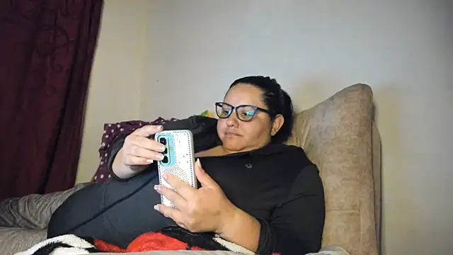 tetasgrandes karol online show from November 7, 8:14 pm