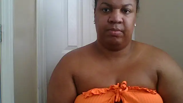 Badgirlbrittt online show from December 16, 7:31 pm